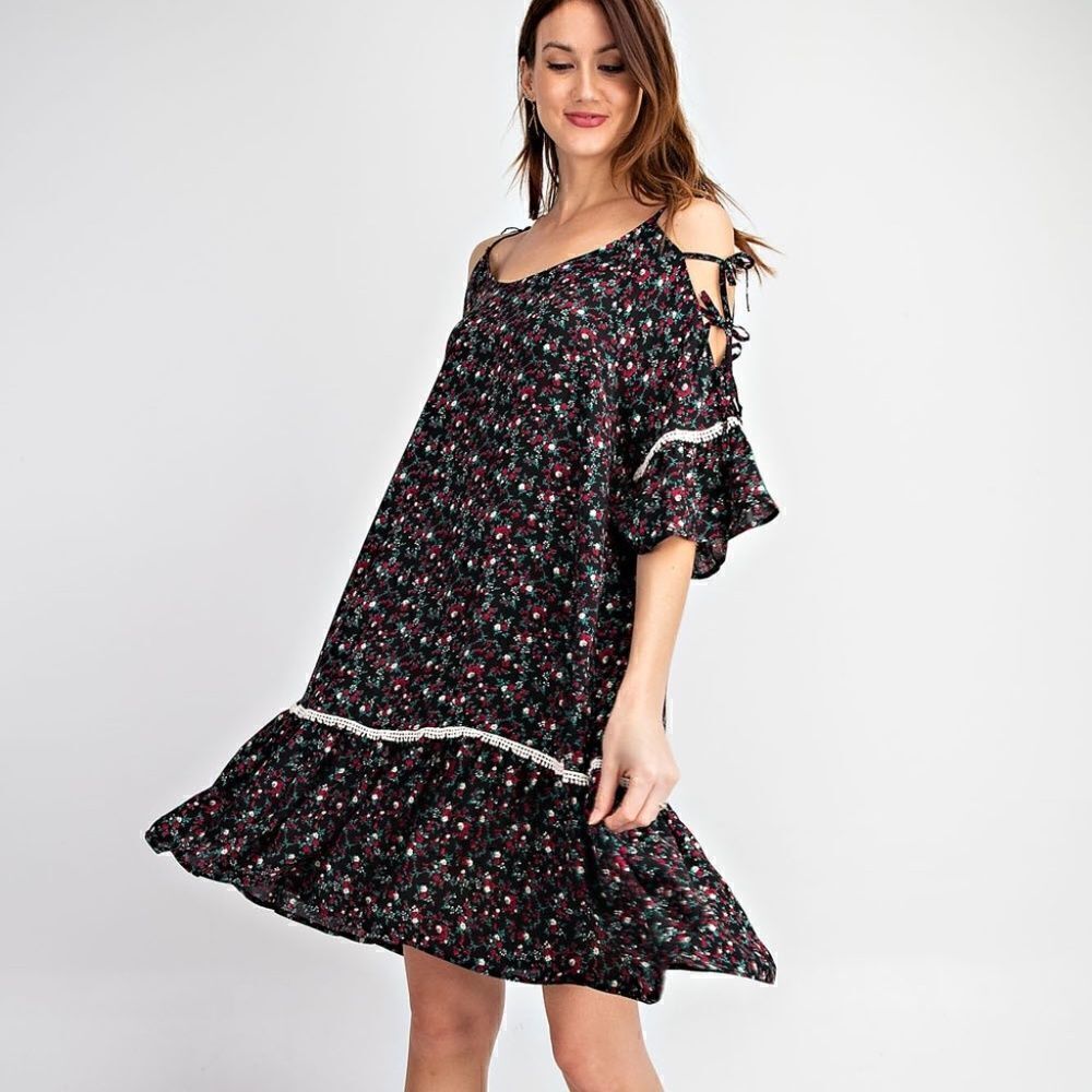 NEW! PRETTY PRINTED LACE UP SLEEVES RAYON CHALLIE RUFFLED BOTTOM DRESS